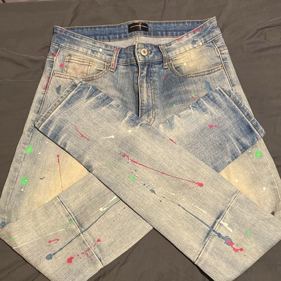 Purple Jeans and Polo Shirt (OUTFIT) - Picture 3 of 5